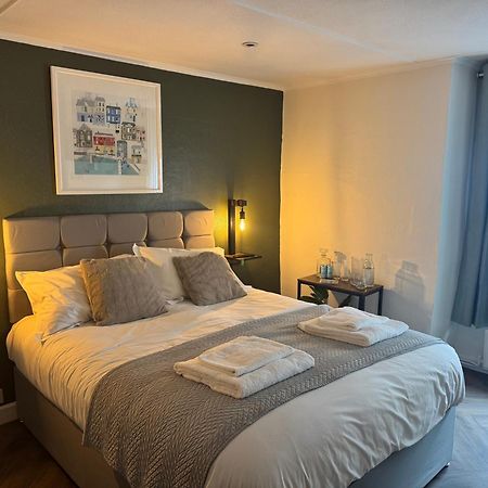 The London Inn Падстоу Екстер'єр фото